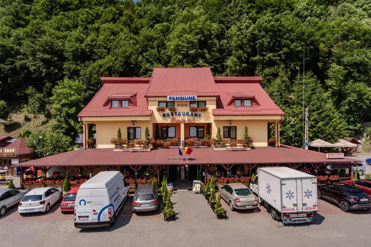 Pensiune Restaurant Route60 Ciucea 外观 照片